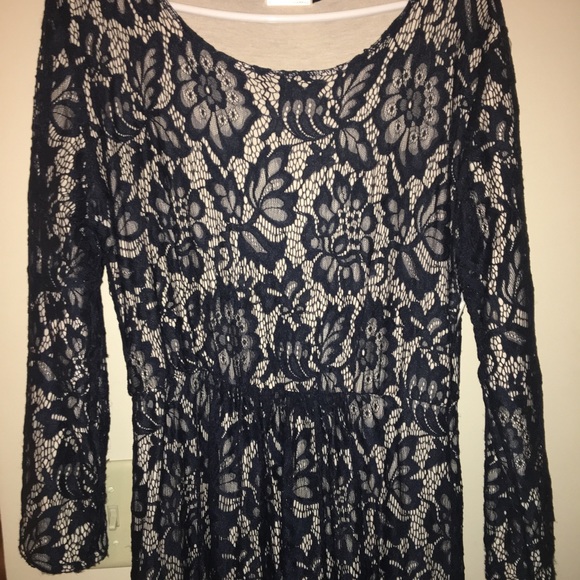 Formal/Prom Dress - Picture 3 of 4